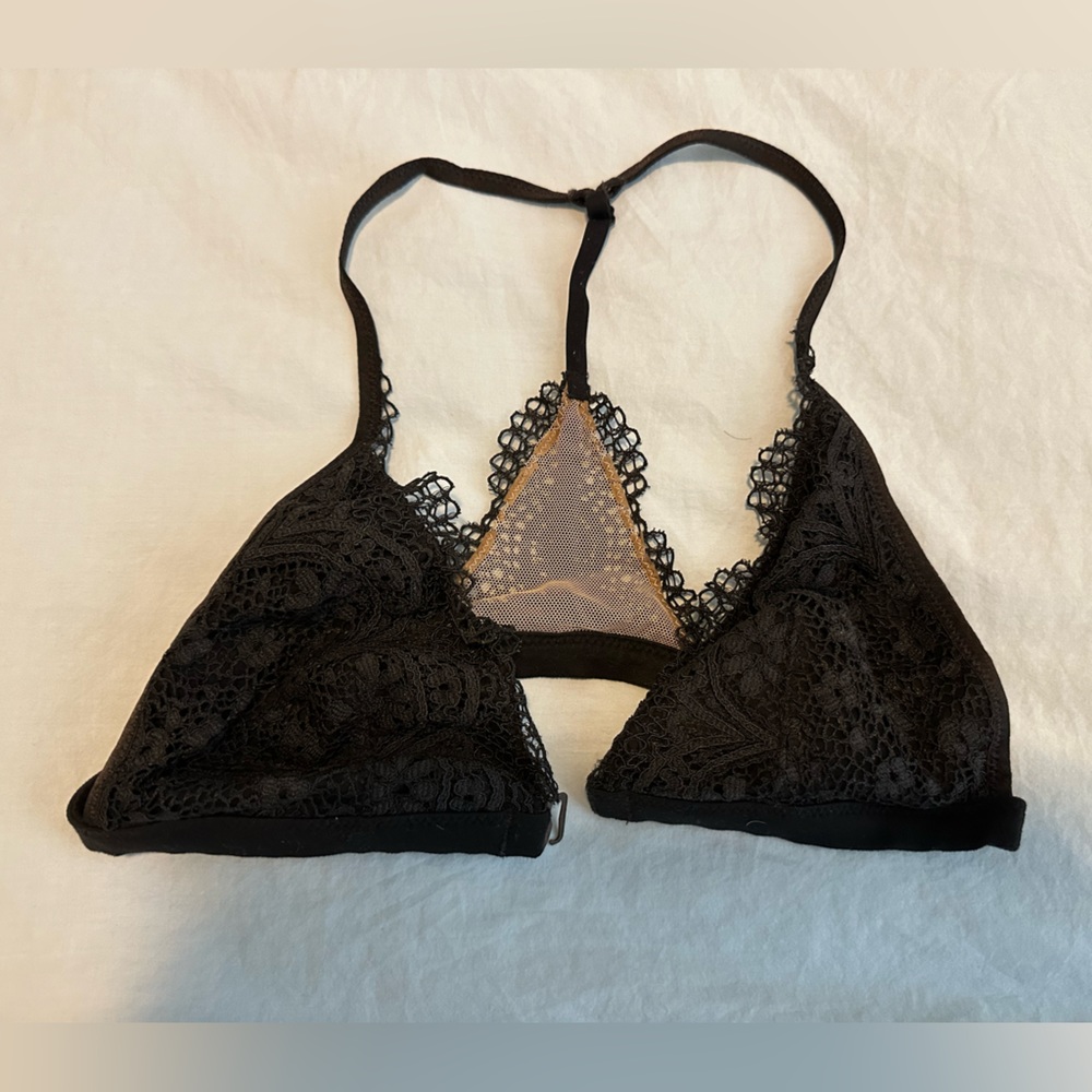 Victoria’s Secret Unlined black lace bralette